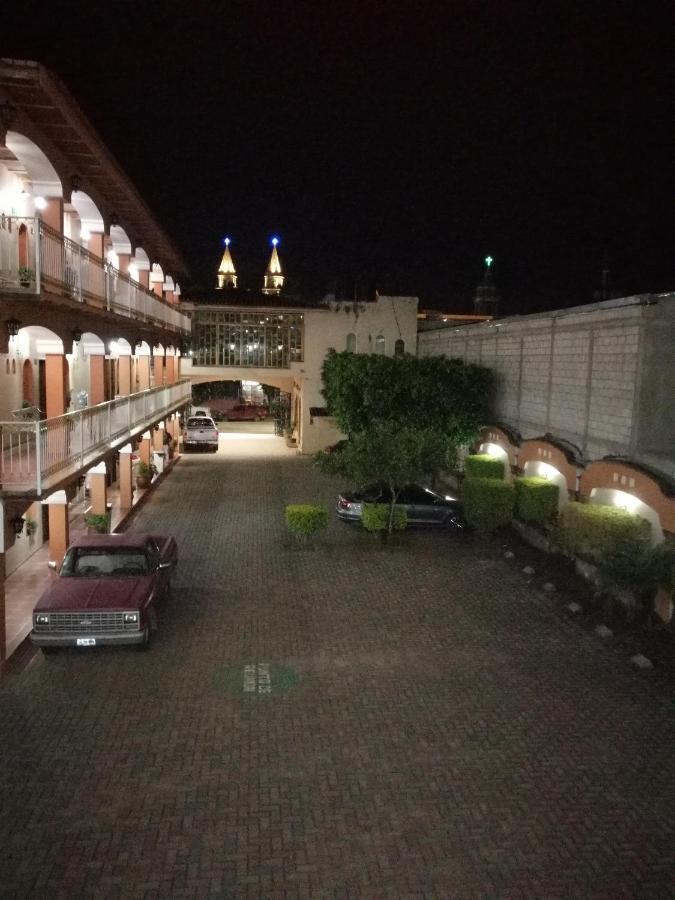 Hotel Providencia Talpa de Allende Exteriör bild